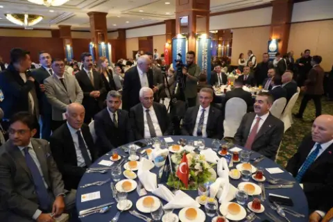 Bakan Tekin: "Ortak akıl arayışı beni mutlu etti