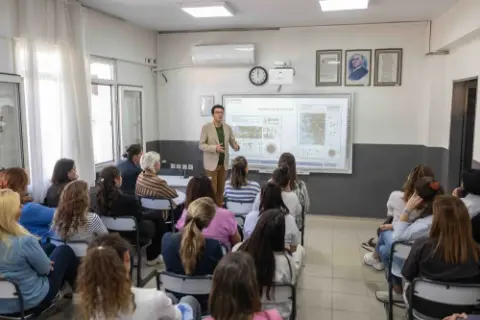 İzmir Bornova'da öğretmenlere afet bilinci eğitimi verildi