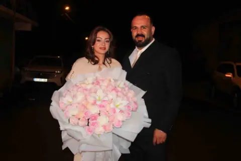 Stadyumda Meşaleli Evlilik Teklifi Kız İsteme Töreniyle Taçlandı