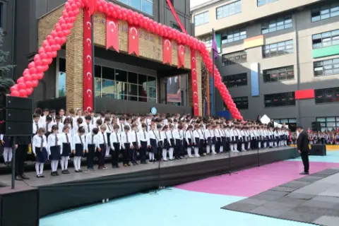 Cumhuriyetin 103. yılı Şahinkaya Eğitim Kurumları'nda kutlandı