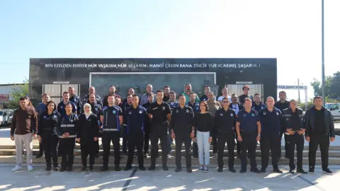 Aksu Belediyesi zabıta personeline biber gazı kullanımı eğitimi