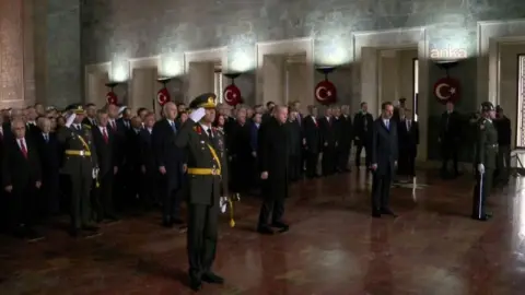 Cumhurbaşkanı Erdoğan ve devlet erkanı Anıtkabir'de