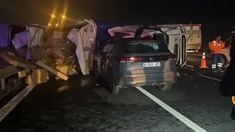 Otobanda tır dehşet saçtı! 1 ölü, 2 yaralı