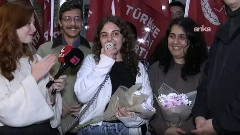 Bakan ziyareti öncesi pankart gerekçesiyle tutuklanan iki üniversiteli tahliye edildi