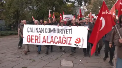 TKP Ankara'da'Çalınan Cumhuriyeti Geri Alacağız' sloganıyla yürüyüş düzenledi