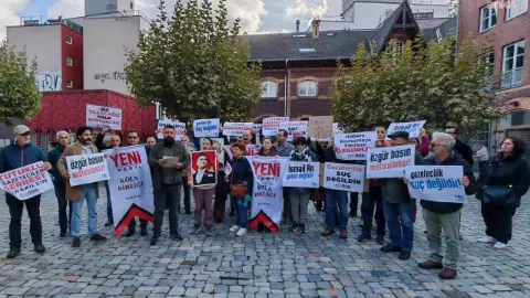YENİ Parti Köln Birliği, Türkiye'de basın özgürlüğüne yönelik baskıları protesto etti