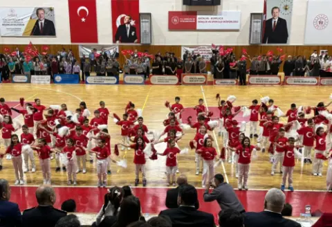 Kumluca'da Cumhuriyet Bayramı Coşkusuyla Kutlandı