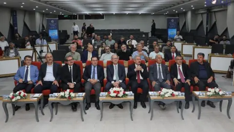 Van Gölü’nün 600 Bin Yıllık Kimliği Kitap Oldu