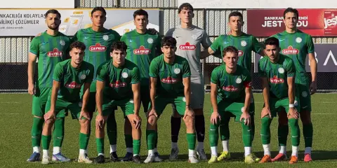 Genç Atmacalar Pozisyonları Harcadı, Derbide Gülen Trabzonspor Oldu