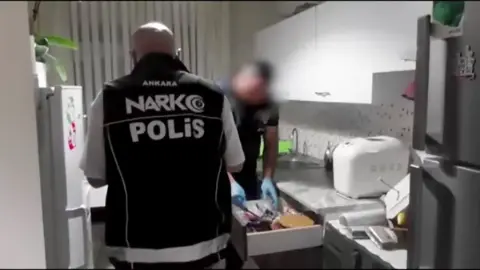 Konya dahil 32 ilde düğmeye basıldı! 423 şüpheli yakalandı