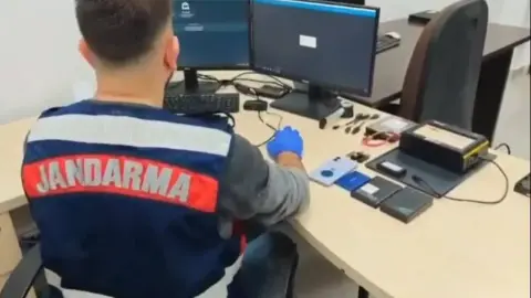 3 ilde eş zamanlı operasyon: 21,3 milyar TL’lik yasa dışı bahis ağı mercek altında