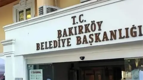 İstanbul Bakırköy Belediyesi soruşturmasında 40 tutuklama talebi