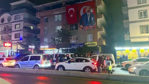 Ankara Mamak'ta bir kişi hamile kızını ve kızının erkek arkadaşını silahla öldürdü