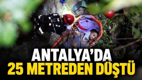 Antalya’da Köprüden Kayalıklara Düşen Kişi İki Saatte Kurtarıldı