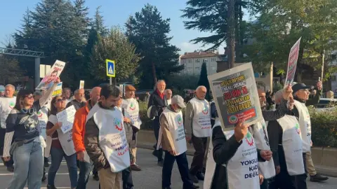 Bozüyük’te emekli eylemi: Bütçedeki kaynak dağılımına eleştiri