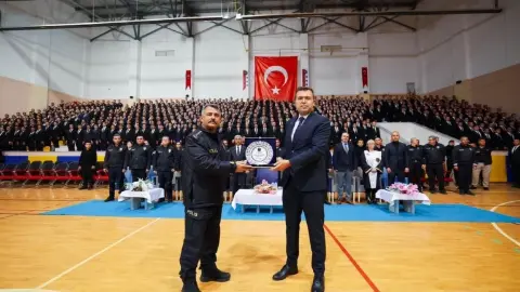Vali Nedim Akmeşe Niğde POMEM Öğrencileriyle Bir Araya Geldi
