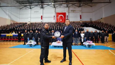 Vali Nedim Akmeşe Niğde POMEM Öğrencileriyle Bir Araya Geldi