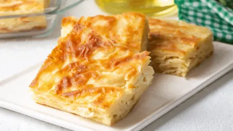 Evde Kolayca Hazırlanabilecek 10 Çeşit Lezzetli Börek Tarifi