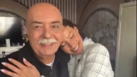 Settar Tanrıöğen ve Müjde Uzman Tuzlu Kahve’de yeniden buluşuyor