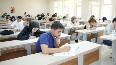 YÖK’ün Sınav Uyarısının Ardından Hukukta Klasik Usul Öne Çıktı