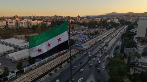 Deraa’ya Ürdün’den hava operasyonu: 5 sivil hayatını kaybetti