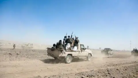 Yemen Şafağı Operasyonu: 440 Husi Etkisiz, Balistik Füze Engellendi