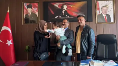 Karaman’da Bir Çocuk Daha Koruyucu Aile Yanında Yuvaya Kavuştu