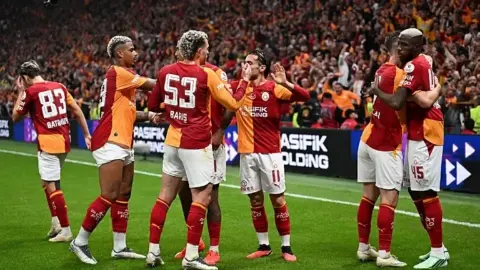 9 haftada 22 puan: Lider Galatasaray Konya’da 3’te 3 peşinde