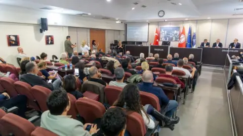 Karşıyaka Belediyesi Kentsel Dönüşüm ve Kredi Desteği Toplantısı