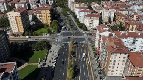 Eskişehir’de Arabasız Pazar: Atatürk Bulvarı Yayalara Açılıyor