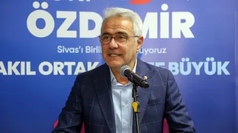 STSO Başkanı Zeki Özdemir Divriği’de esnafla bir araya geldi