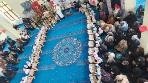 Emet’te miniklerin Kur’an eğitimi Bedi Besmele ile başladı