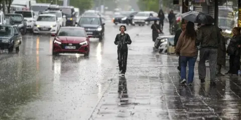 Ankara’da yağışlı hava sürecek! Sıcaklıklar daha da düşecek