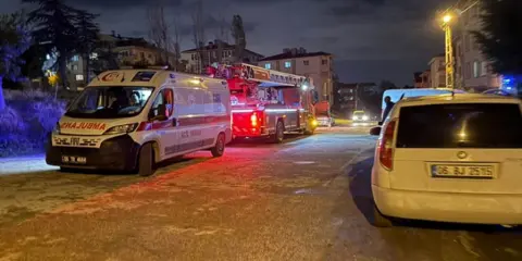 Ankara'da bir evde doğalgaz patlaması sonucu yangın çıktı