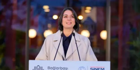 Üsküdar Belediye Başkanı Sinem Dedetaş Ev Hapsi Şartıyla Tahliye Edildi