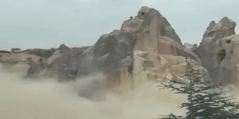 Peribacaları çöktü. Ölü ve yaralılar var