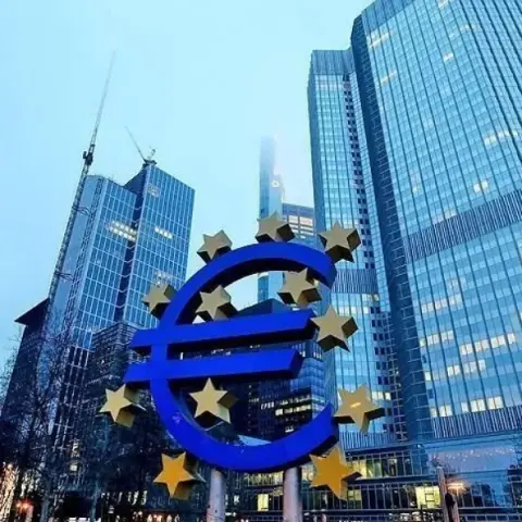 Euro Bölgesi'nde ekonomik güven düşüşte: Endeks ekimde 96,9 puana geriledi