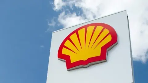 Shell'in karı üçüncü çeyrekte ikiye katlandı: 10,8 milyar dolarlık kâr beklentileri aştı