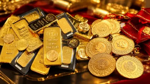 ALTIN FİYATLARI 30 EKİM: Fed'in faiz kararı sonrası düşüş başladı! Gram altın bugün ne kadar oldu?