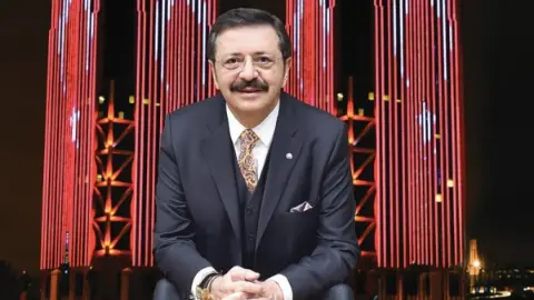 TOBB Başkanı Hisarcıklıoğlu:'Cumhuriyetimiz bizi medeniyet yarışında en ileri taşıyacak ortak değerimiz