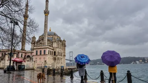 HAVA DURUMU 28 EKİM: Meteoroloji İstanbul için saat verdi! İstanbul'da bugün hava nasıl olacak?