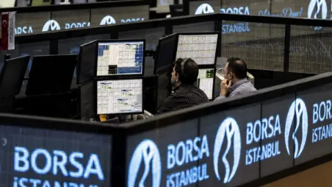 Borsa 29 Ekim öncesi 0,13'lük kazançla kapandı: İşlem hacmi 50 milyara dayandı