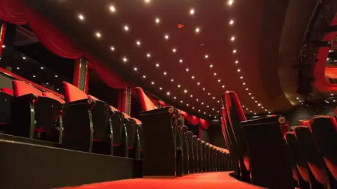 Bu hafta hangi filmler vizyona giriyor? 30 Ekim'de 10 yeni film sinemalarda