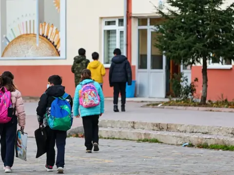 KASIM TATİLİ NE ZAMAN 2026: Kasım ara tatili ne zaman başlıyor, kaç gün sürecek? MEB 2026-2027 tatil takvimi açıklandı