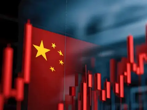 Çin ekonomisinden olumsuz sinyal: Ekim ayı PMI verileri açıklandı