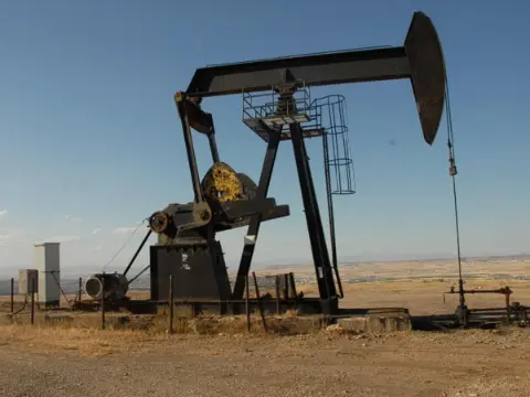 Brent petrol 117 doların üzerini gördü: Dev banka tahminini 10 dolar artırdı