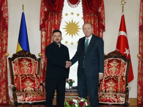 Erdoğan ve Zelenskiy'den Dolmabahçe'de Kritik Barış ve Ticaret Zirvesi