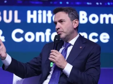 Bakan Bayraktar'dan Akkuyu mesajı: Üretilecek elektrik 2027 yılında şebekeye verilecek