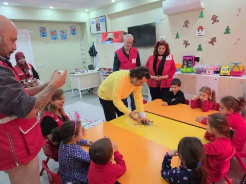Dalaman’da Anaokulu Öğrencilerinden Kızılay’a Bağış