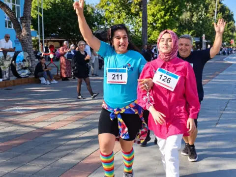 Fethiye’de Yaşam İçin Yarış’ta Engel Tanımayan Sporcular Parkura Çıktı